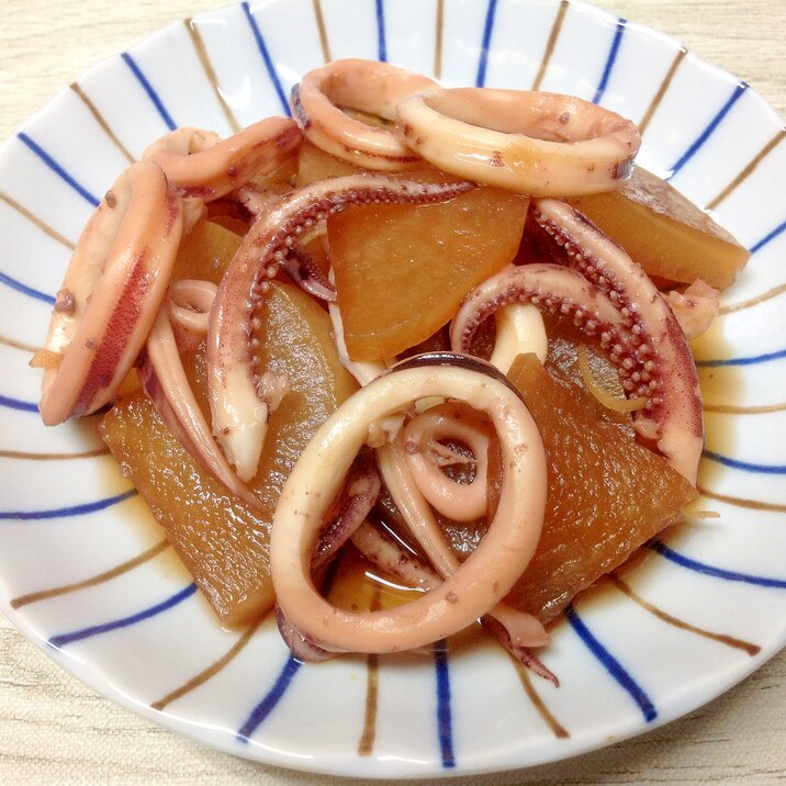 スルメイカと大根の煮物